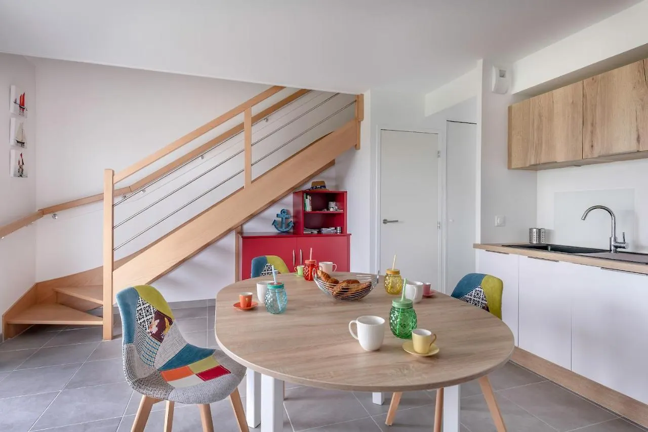 A 210M De La Plage, Jolie Maison Pour 6 Sarzeau 0*,  France